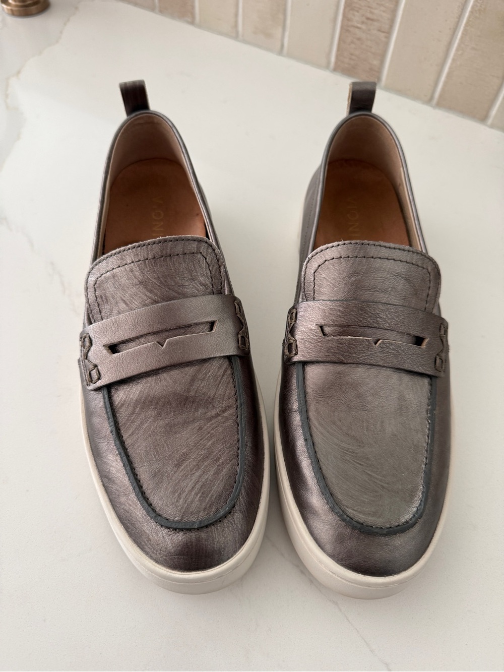 Vionic Uptown Loafer - Pewter size 10 - Picture 5 of 7